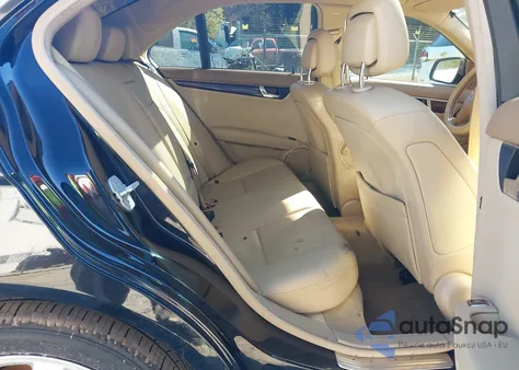 2008 Mercedes-Benz C 300 Luxury 4Matic/Sport 4Matic from USA, damaged, VIN WDDGF81X48F113486